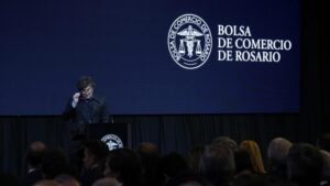 discurso_milei_rosario_crop1724457698892.jpeg_674994428