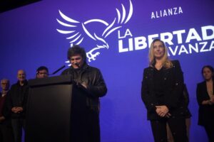 2026385-elecciones-en-buenos-aires-milei-y-su-noche-mas-oscura