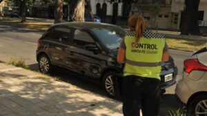 r_c7f07664ed3c0e1abdb9b02de2c26142