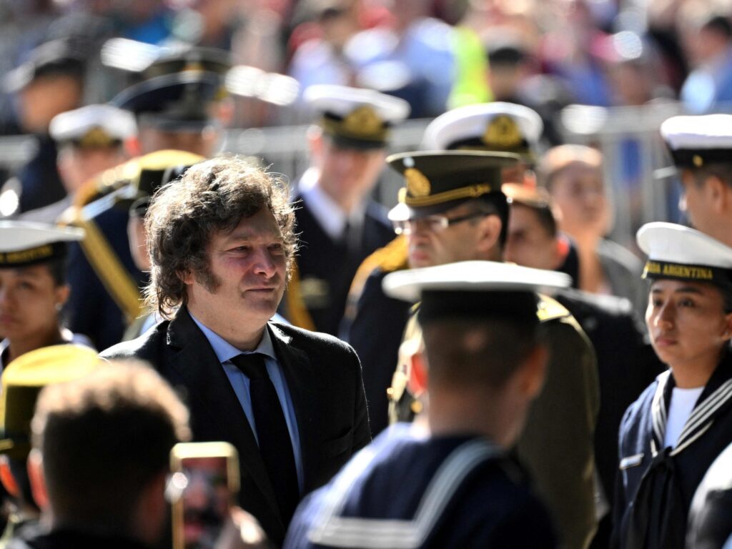 Milei premia el mérito militar: las Fuerzas Armadas tendrán un plus de hasta 25%