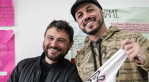 La doble moral del feminismo: del «hermana, yo te creo» al silencio cuando el denunciado es un aliade