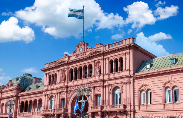 El Gobierno anticipó el Presupuesto 2027: menos inflación, menos impuestos y superávit fiscal