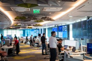 YPF y Tesla avanzan con data centers, baterías y cargadores rápidos para modernizar la red argentina