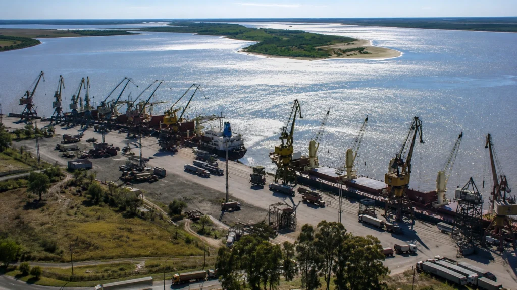 Vaca Muerta reactiva el sur santafesino y vuelve a operar la Terminal 1 del Puerto de Villa Constitución