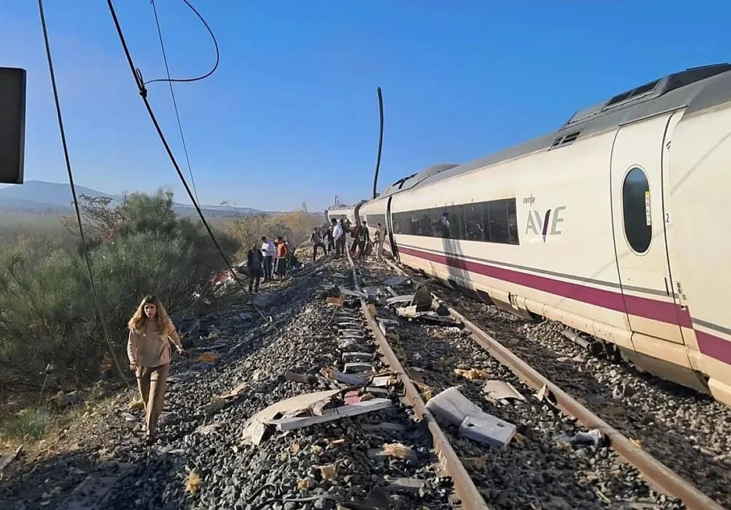 AVE Renfe Accidente Siniestro España Toledo