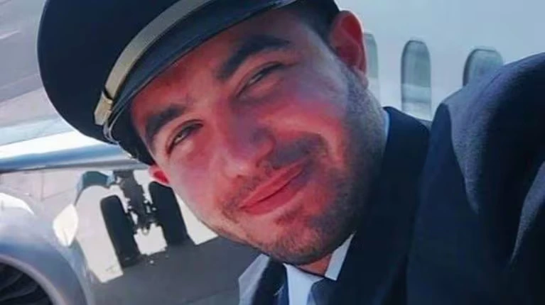 El copiloto acusado de intentar estrellar un vuelo a Israel ya había sido apartado por extremismo