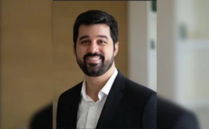 Escándalo en Brasil: ordenaron arrestar a un funcionario por retener colectivos con propaganda del partido de Lula en plena veda electoral