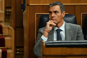 Sánchez adelanta las elecciones al 29 de noviembre y España vuelve a las urnas en medio de una crisis política